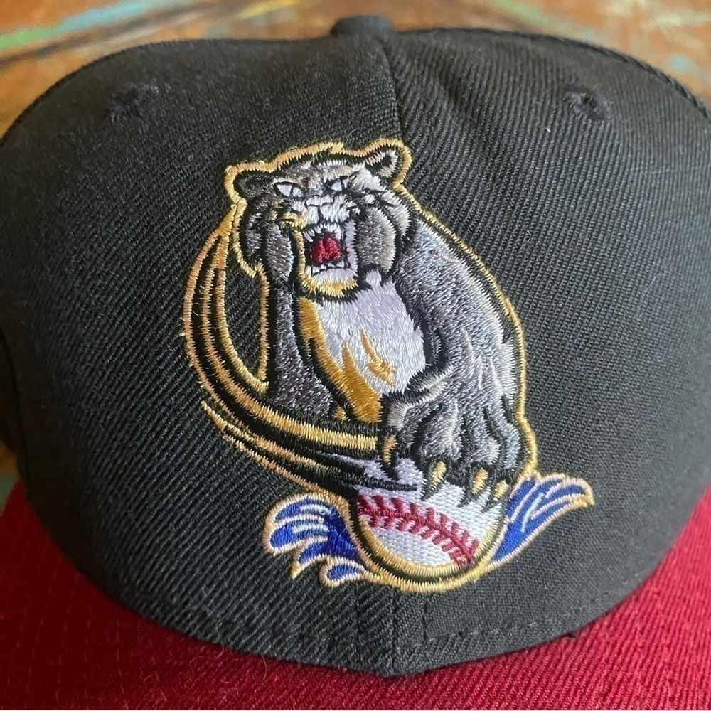 SACRAMENTO RIVER CATS New Era 59FIFTY Low Crown MiLB Fitted Hat (7) - Picture 4 of 7